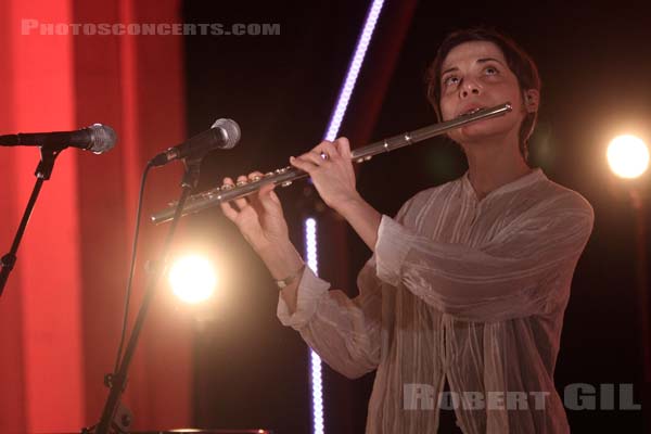 MELANIE DE BIASIO - 2014-07-20 - PARIS - Hotel de Ville - Salon des Arcades - 